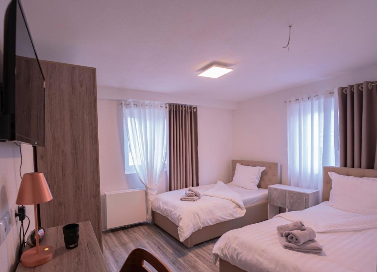 Village Bistro & Bar Fremdenzimmer Dettingen an der Erms Zewnętrze zdjęcie