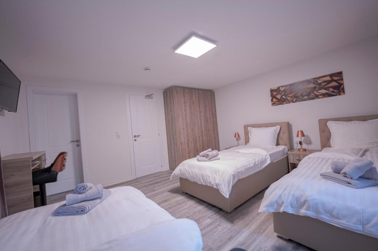 Village Bistro & Bar Fremdenzimmer Dettingen an der Erms Zewnętrze zdjęcie